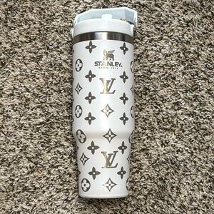 Stan-Lee LV Tumbler - 24 oz